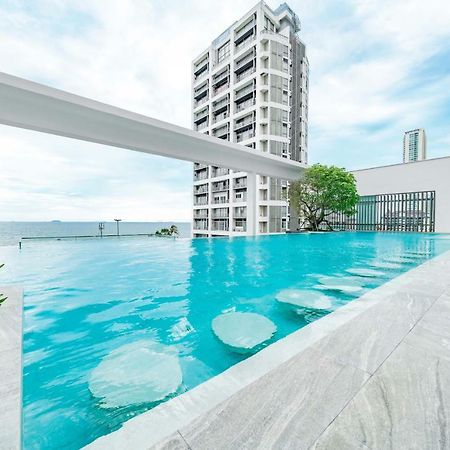 Pattaya Aeras Condotel Jomtien Beach Exteriör bild